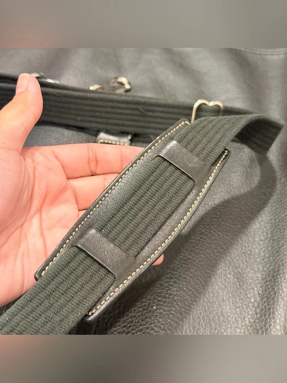 Vintage Coach Soho Black Leather Crossbody With Front Flap Y2K